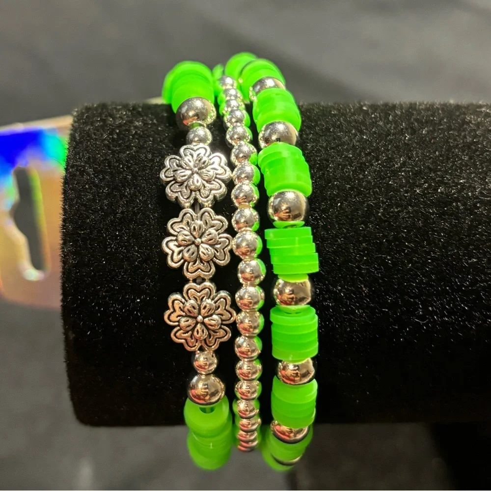 🐠 3 flower clay bracelet set